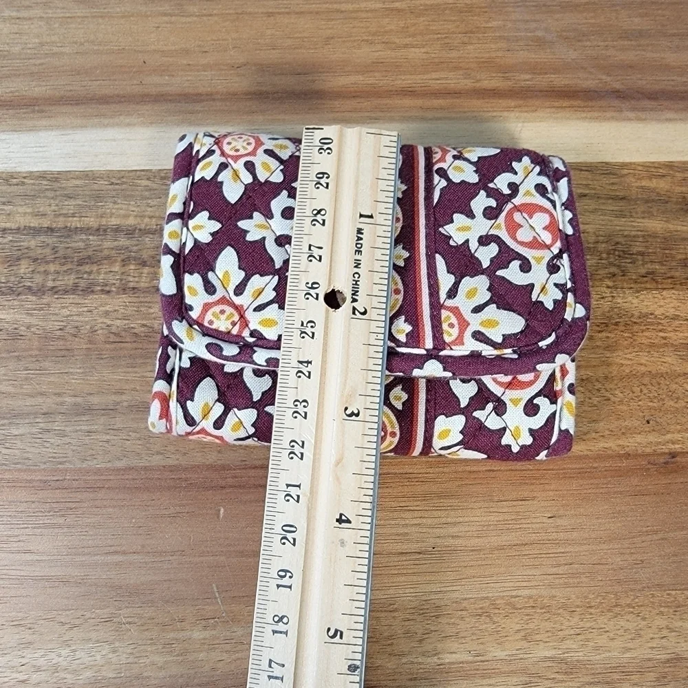 Vera Bradley Tri Fold Cloth Wallet Medallion Pattern Print - Picture 14 of 16